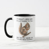 In meinem Kopf denke ich über Eichhörnchen lustig Tasse (Links)