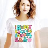 In meinem Tshirt "Zurück zur Schule"