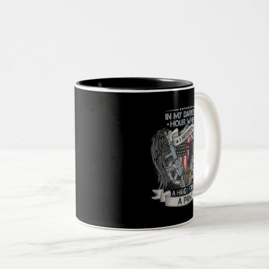 In meiner dunkelsten Stunde brauchte ich eine Hand Zweifarbige Tasse (VorderseiteRechts)