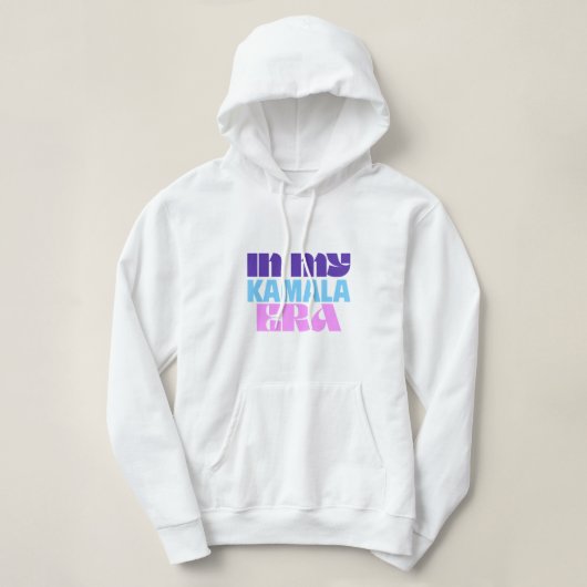 In meiner Kamala Era Hoodie (Design vorne)