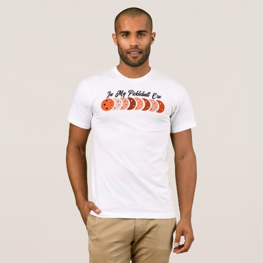 In meiner Pickleball-Ära - Orange Vibes Design T-Shirt (Vorne ganz)