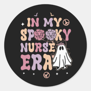 In meiner Spooky Nurse Era Halloween Groovy Witchy Runder Aufkleber