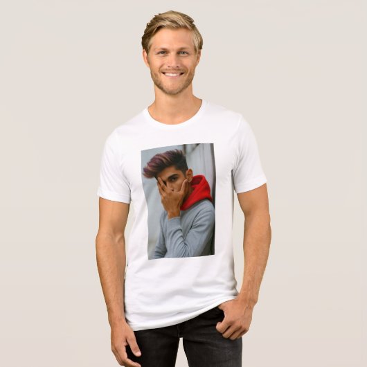 In Memory of Danish Zehen – Angel Vibes Design Tri-Blend Shirt (Vorderseite voll)