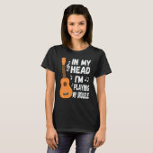 In My Head I'm Playing My Ukulele Musician & Ukule T-Shirt (Vorne ganz)