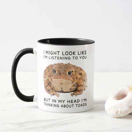 In My Head I'm Thinking About Toads Funny Tasse (Mit Donut)