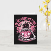 In October We Wear Nk Halloween Pumpkin Skeleton D Karte (Gelbe Blume)