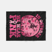 In October We Wear Nk Witch Halloween Breast Cance Fleecedecke (Vorderseite (Horizontal))