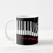 In perfekter Harmonie – Klavier-Design-Kaffeetasse Kaffeetasse (Links)