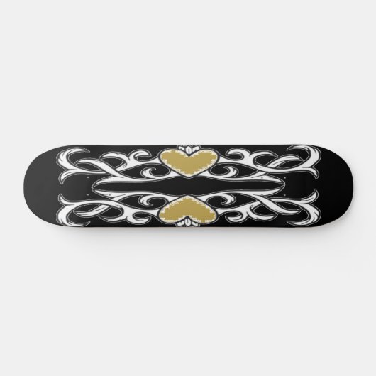 In Reben verpackte Herzen Skateboard (Horizontal)