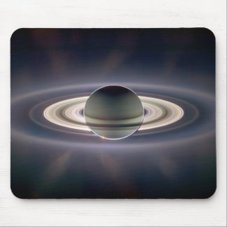 In Saturns Schatten Mousepad
