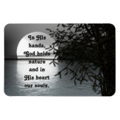 In seinen Händen, der den Mond reflektiert Magnet (Horizontal)