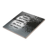 In seinen Händen, die Mond reflektieren Fliese (Seite)