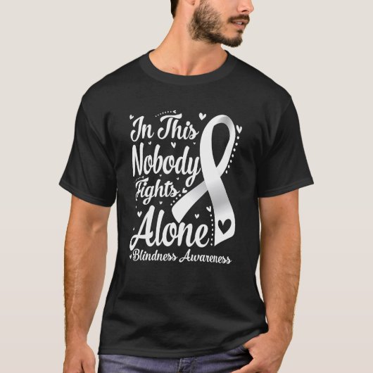 In This Family Nobody Fight Alone Blindness Awaren T-Shirt (Vorderseite)