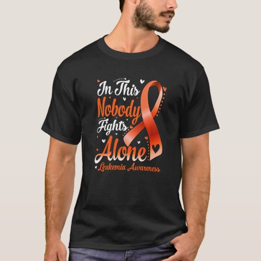In This Family Nobody Fight Alone Leukemia Awarene T-Shirt (Vorderseite)