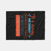 In unseren dunkelsten Momenten müssen wir Lichtstr Fleecedecke (Vorderseite (Horizontal))