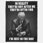 IN WIRKLICHKEIT SIND SIE NACH IHNEN FLEECEDECKE (Vorderseite)