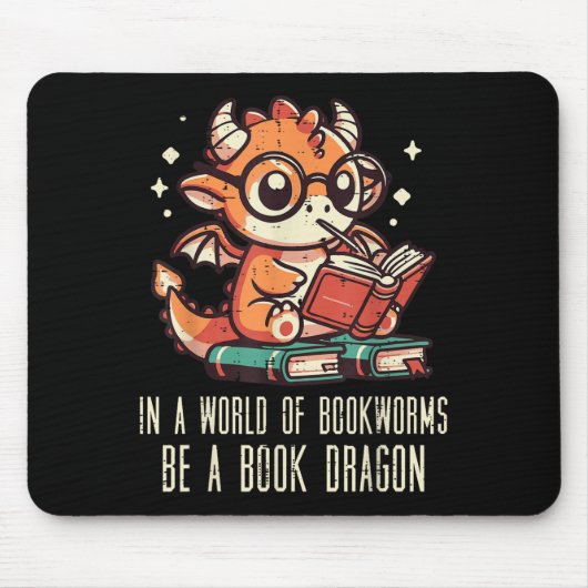 In World of Bookworms sind Buchdrachen Niedliche F Mousepad (Vorne)