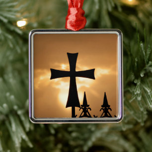 In Wrought-iron Cross ist Fence Ornament Aus Metall