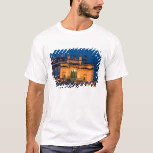 INDIA, Mumbai (Bombay): Gateway of India / T-Shirt