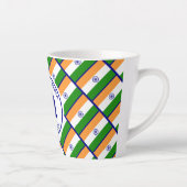INDIA Patriotic Customizable Indian Flag Milchtasse (Rechts)