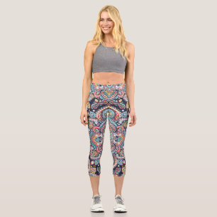 Indian Paisley: Ethnisches Mandala Muster Capri Leggings