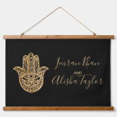 Indian Wedding Save the date Gold hamsa Henna Wandteppich Mit Holzrahmen (Vorne)