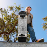 Indianapolis, Indiana City Map Skateboard<br><div class="desc">Eine einzigartige Karte der schönen Stadt Indianapolis,  Indiana. Dieses Skateboard zeigt eine Straßenkarte der Stadt in einem schwarzen Rahmen oben und unten. Eine lustige Art,  die Stadt,  in der Sie Liebe haben,  zu repräsentieren!</div>