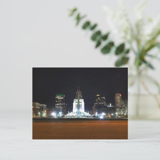 Indianapolis Skyline bei Nacht Postkarte (Stehend Vorderseite)
