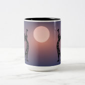 Indianeramerikanische Kokopelli-Tasse Zweifarbige Tasse (Mittel)