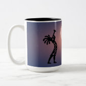 Indianeramerikanische Kokopelli-Tasse Zweifarbige Tasse (Links)