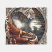 Indianerin mit einem Wolf am Fluss Fleecedecke (Vorderseite (Horizontal))