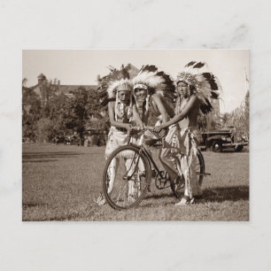 Indianerjungen mit Fahrrad Postkarte