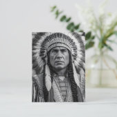 Indianerportrait in Feathers Postkarte (Stehend Vorderseite)