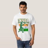 Indien Cricket mit indischer Flagge Geschenk T-Shirt (Vorne ganz)