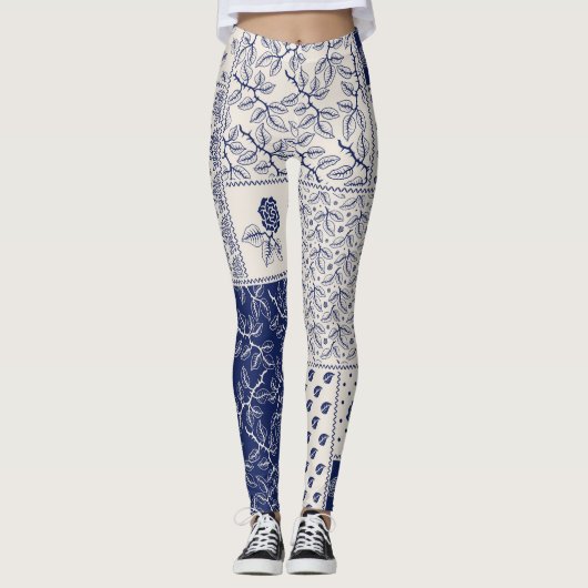 Indigo Blue Beige Floral Patchwork Leggings (Vorderseite)