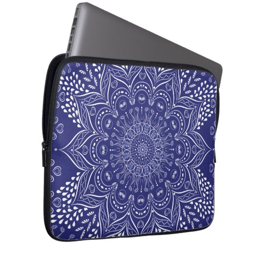 Indigo blue mandala laptopschutzhülle (Vorne Rechts)