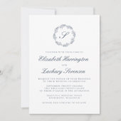 Indigo Blue Monogram Wreath Script Wedding Einladung (Vorderseite)