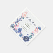 Indigo Blush Florals Brautparty individualisieren Serviette (Ecke)