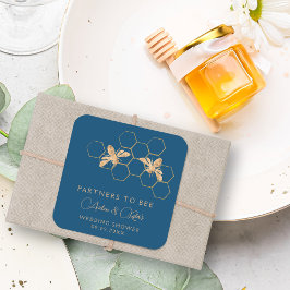Indigo & Honeycomb Golden Bee Polterabend Quadratischer Aufkleber