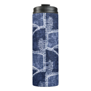 Indigo Patchwork: Textured Checked Elegance Thermosbecher