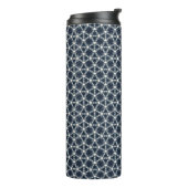 Indigo-Schnee-Blüten-Gitter Thermosbecher (Nach links gedreht)