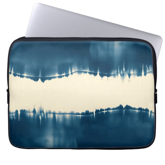 Indigo Shibori Abstrakte Moderne Horizontal Laptopschutzhülle (Vorderseite)