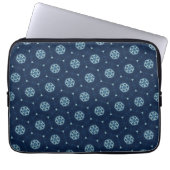 Indigo Spirit: Boho African Geometry Laptopschutzhülle (Vorderseite)