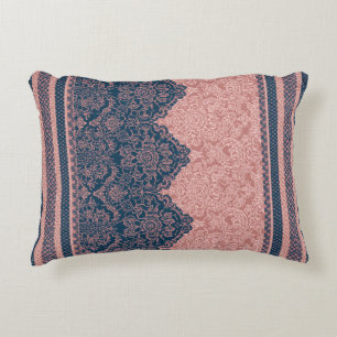 Indigo-Tinte & warmer Blush-KI-Kunst Dekokissen