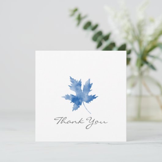 Indigo Watercolor Ahornleaf Danke Karte (Stehend Vorderseite)