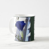 Indigo-Wirbel-Prunkwinde Kaffeetasse (Vorderseite Links)
