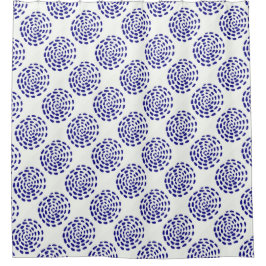 Indigoblau gestreiftes Kreismuster auf weiß Duschvorhang