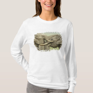 Indische Asiatische Elefanten spielen kämpfend T-Shirt