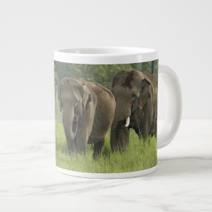 Indische Elefantenfamilie Jumbo-Tasse
