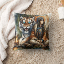 Indische Frau am Fluss Tiger Kissen